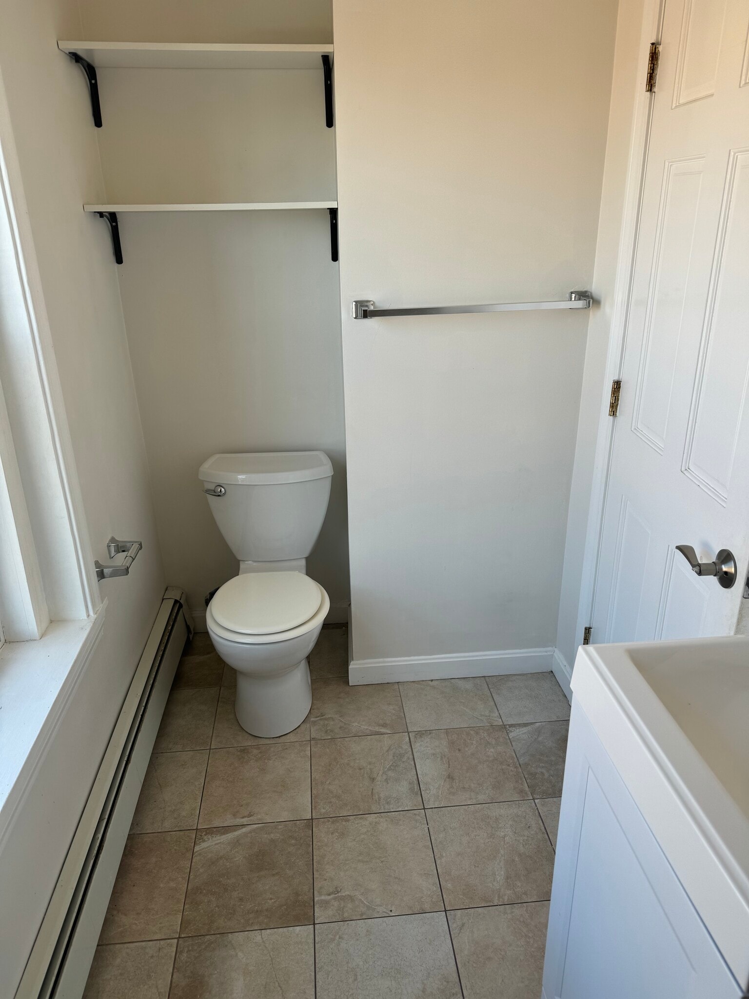 Unit 28 - 24 Fleet St