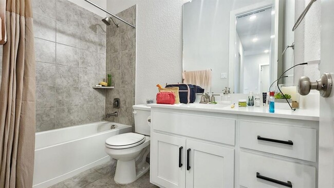 Building Photo - 349 Bright Sky Dr