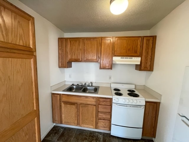 Kitchen - La Placita on East Grand