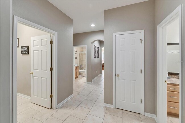 Building Photo - 11018 Wildcat Dr