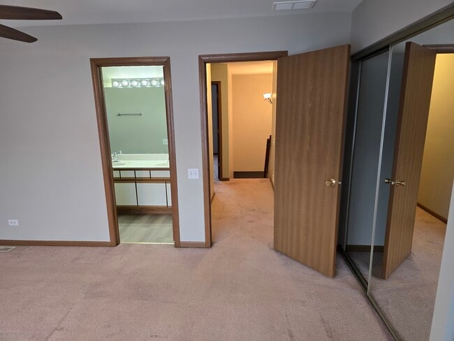 Building Photo - 2326 Dawson Ln