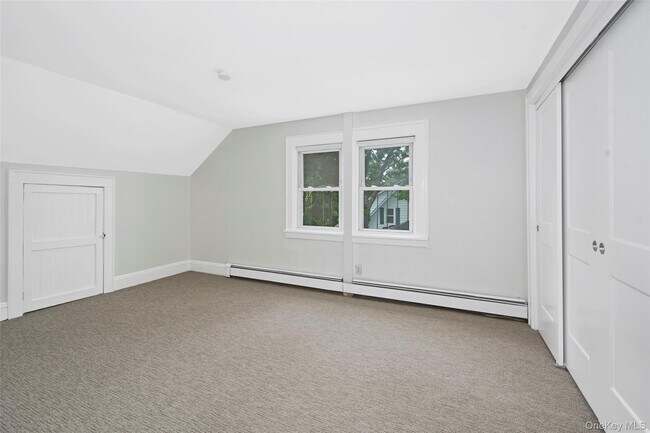 Building Photo - 1216 Halstead Ave