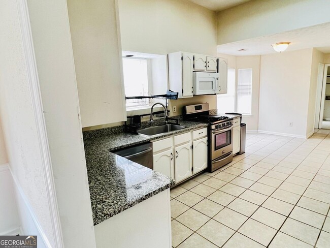 Building Photo - 2717 Ashbury Point Ln