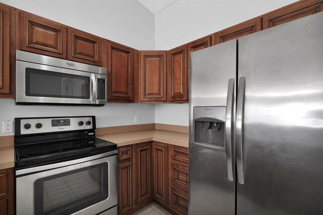 Building Photo - Charming 3 BR Home in Jacksonville, FL