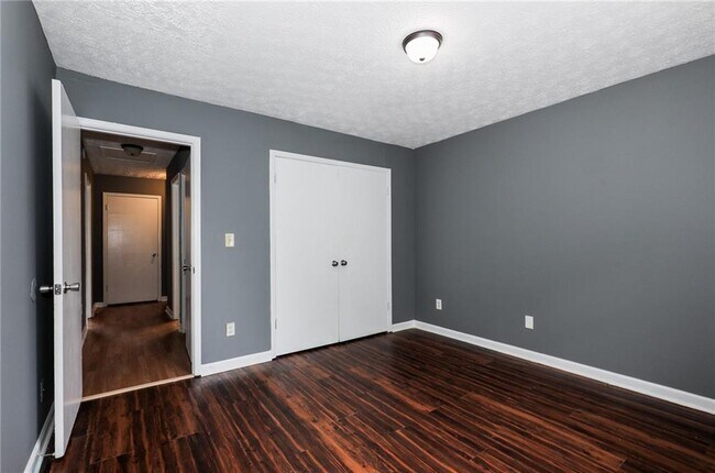 Building Photo - 2133 Hickory Bend SE