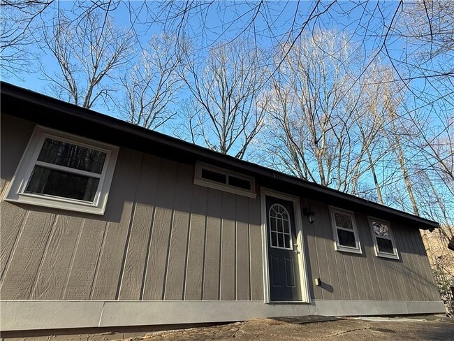 Building Photo - 456 Poverty Acres Rd