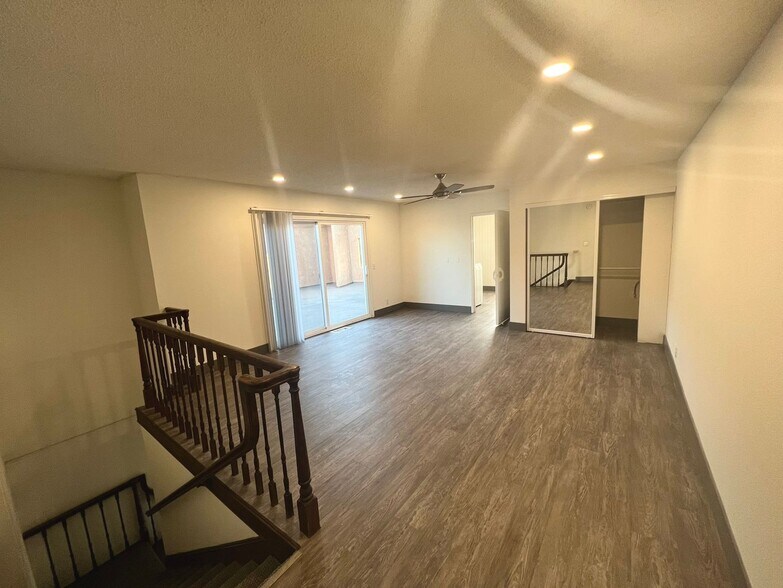 Building Photo - 1444 Centinela Ave