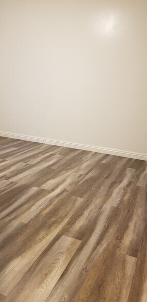 Building Photo - 6520 Shirley Ave