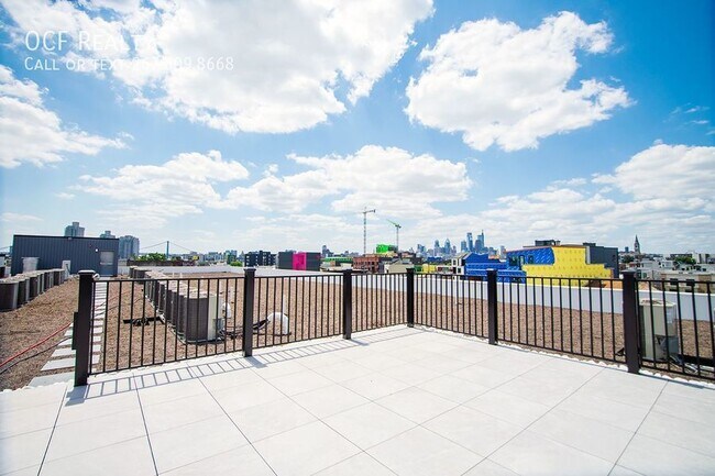 Building Photo - 1324 Frankford Ave