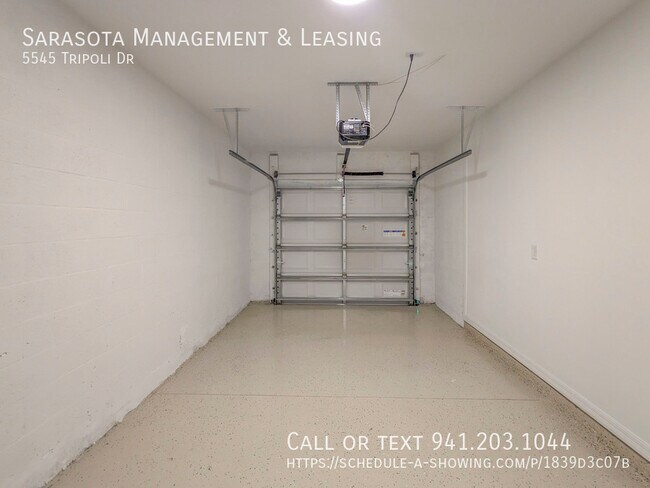 Building Photo - 5545 Tripoli Dr