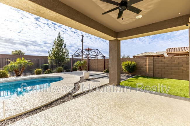 Building Photo - 21399 E Estrella Ct