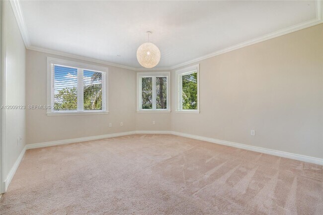 Building Photo - 13680 Deering Bay Dr