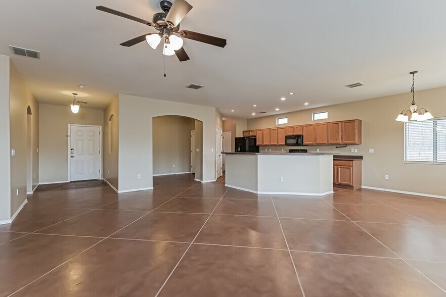 Building Photo - 7450 W Balcony Bay Dr