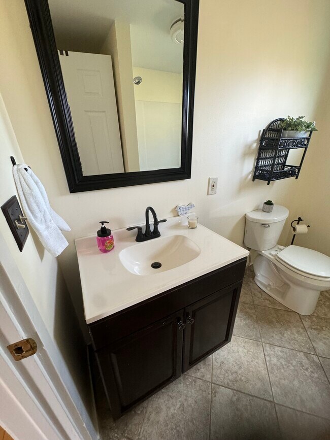 Bath - 969 Purchase Brook Rd