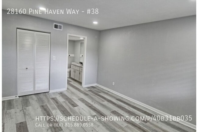 Building Photo - 28160 Pine Haven Way