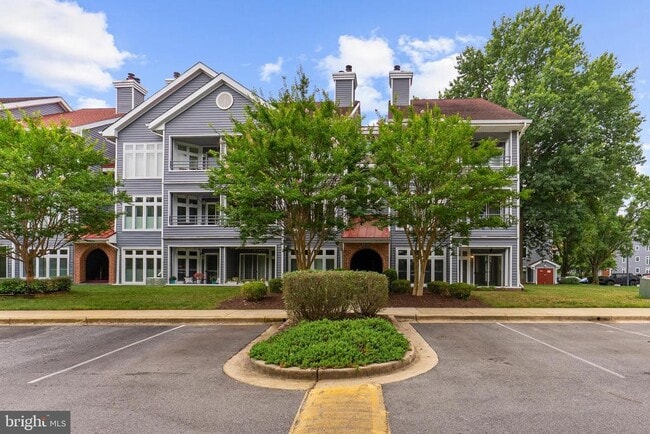 Building Photo - 1134 Lake Heron Dr