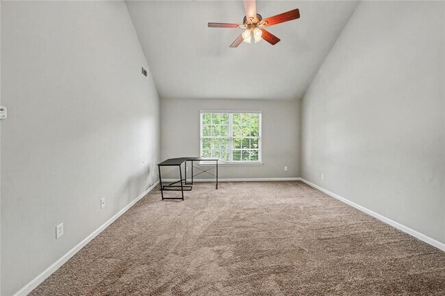 Building Photo - 1230 Grey Rock Way