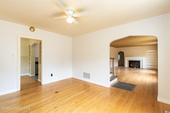 Building Photo - 2324 17th St