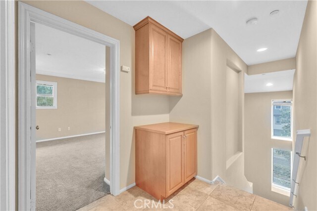 Building Photo - 284 Tustin Field Dr