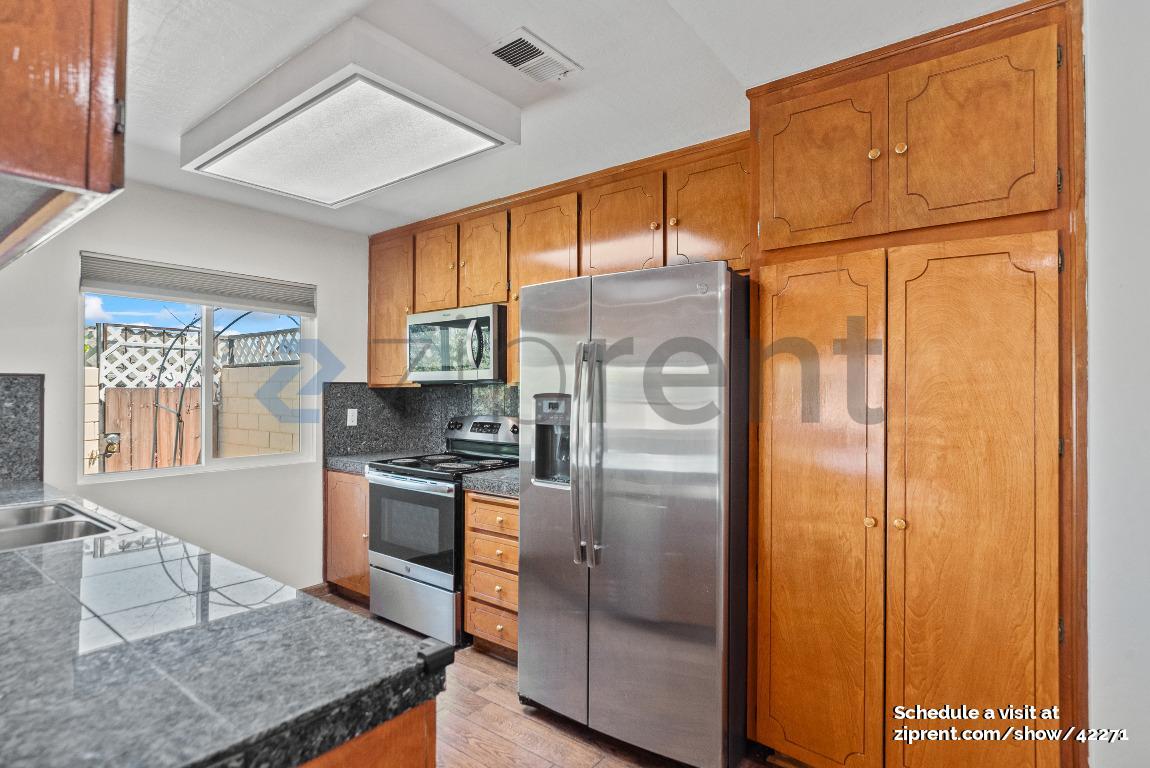 Building Photo - 3708 Dundale Dr
