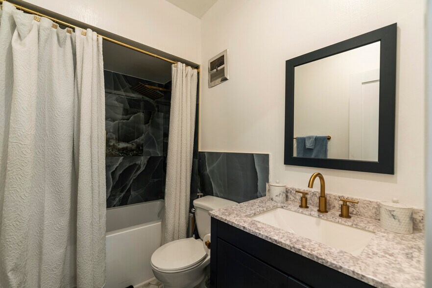 Building Photo - 3500 W Manchester Blvd