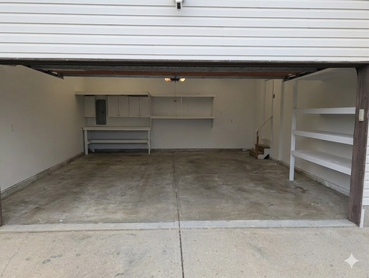 Building Photo - 3980 Apache Trl