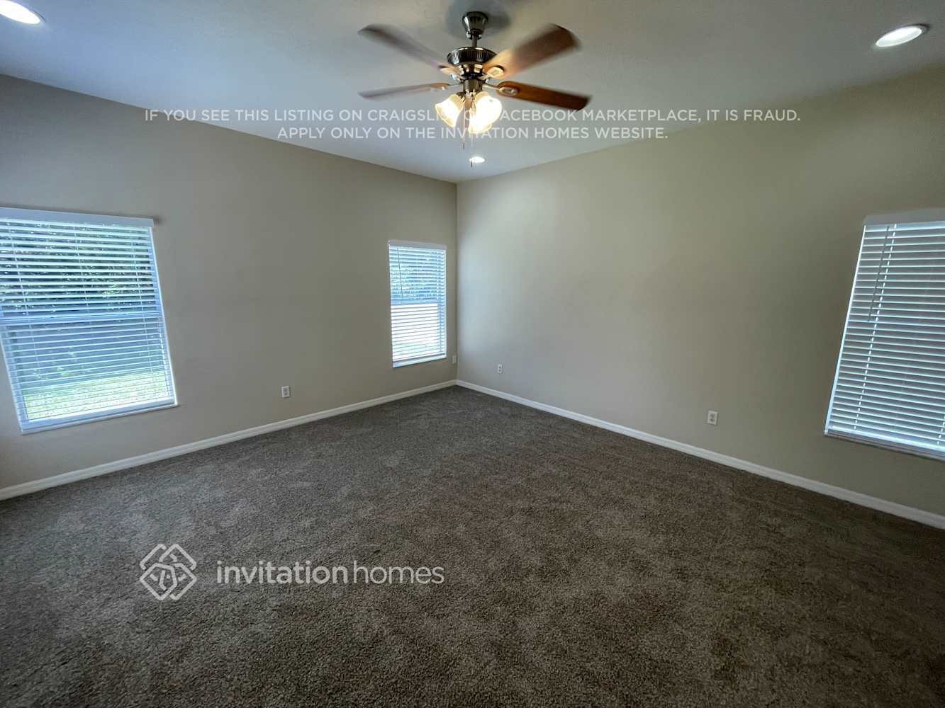 Building Photo - 11152 Oyster Bay Cir