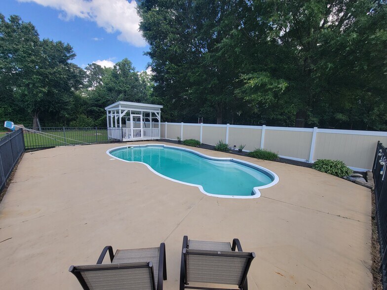 Gated Pool - 2257 Averill Dr