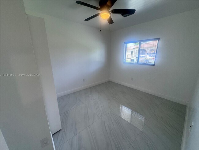 Building Photo - 2048 NW 99th Terrace