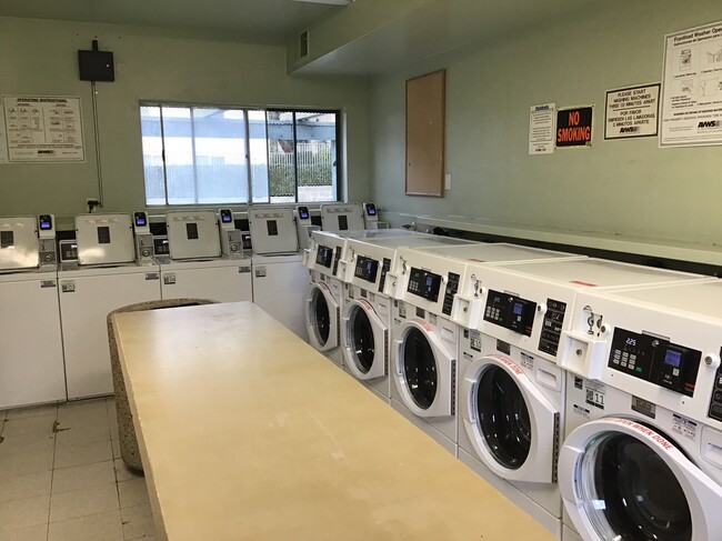 Community laundry - 10636 Woodley Ave