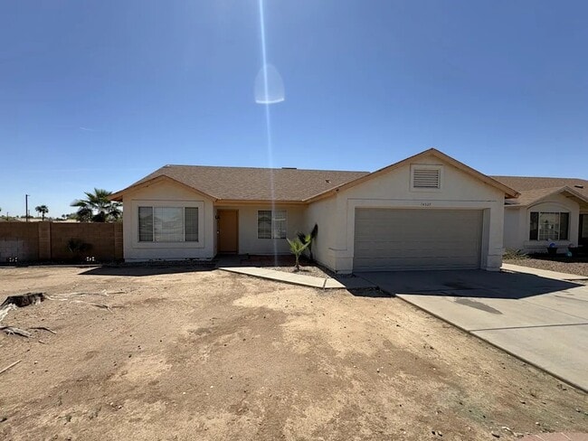 Building Photo - 14327 W Lamoille Dr
