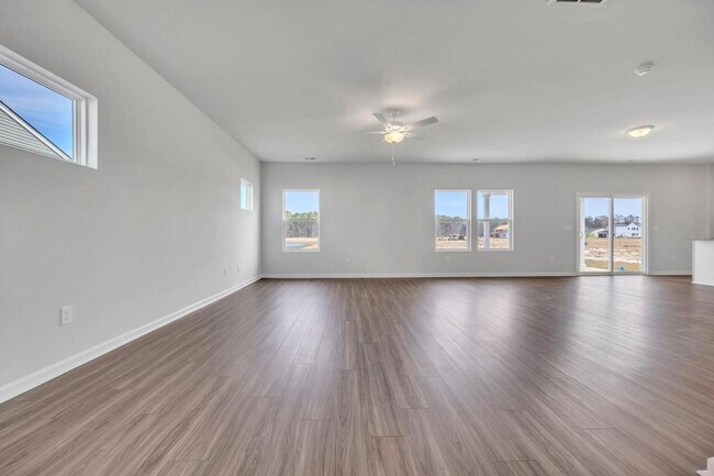 Building Photo - 1464 Bellaria Wy