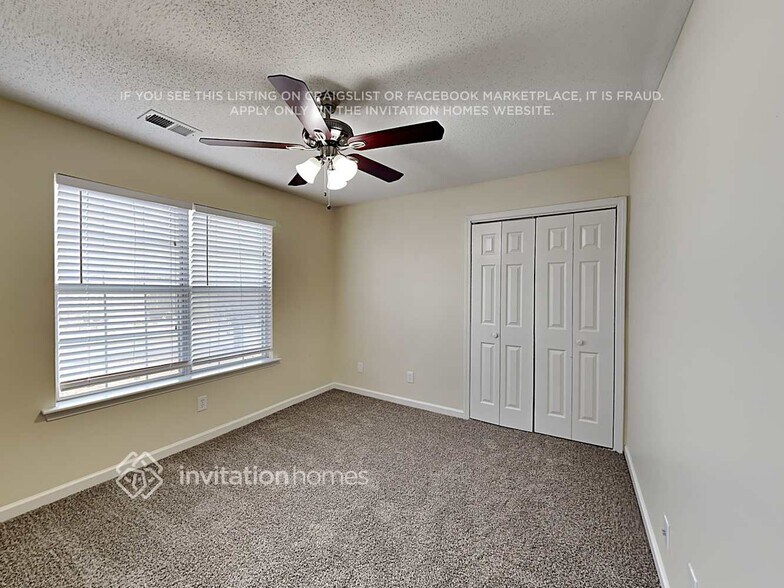 Building Photo - 3295 Franklin Forest Dr