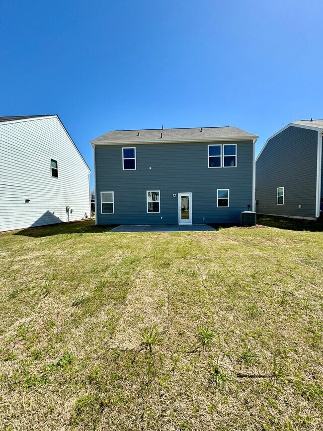 Building Photo - Beautiful 3BR/2.5 Bath in Union County.