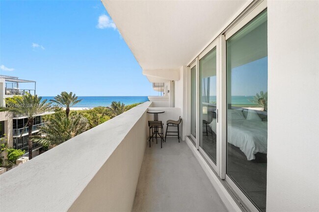 Building Photo - 9499 Collins Ave
