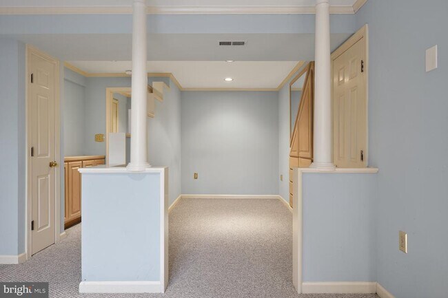 Building Photo - 8815 Surrey Ct