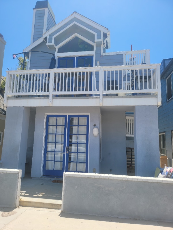 Building Photo - 124 24th St