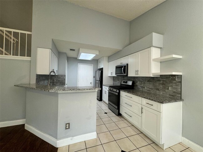 Building Photo - 3303 Sweetgum Trce