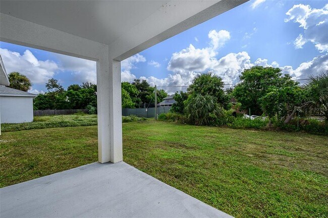 Building Photo - 3304 Glencove St