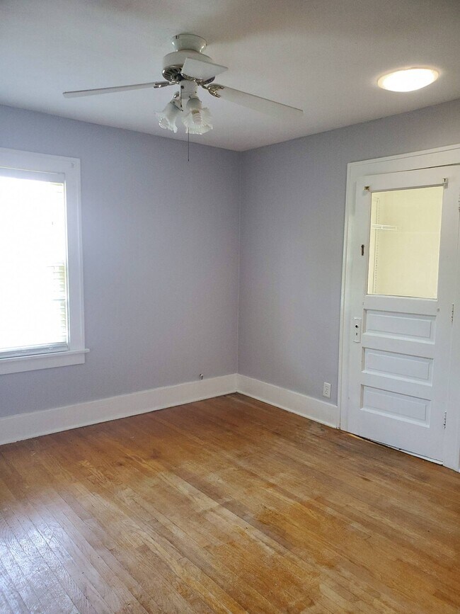 Building Photo - 1531 W Harrison St