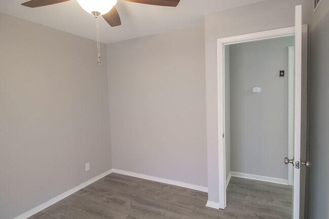 Building Photo - 4242 Santa Barbara