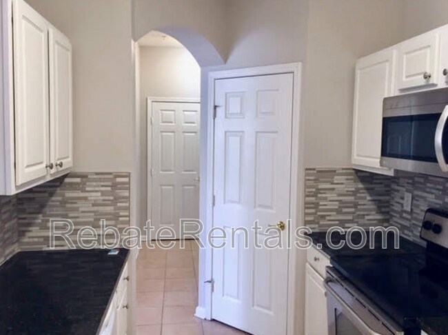 Primary Photo - 7990 Baymeadows Rd E