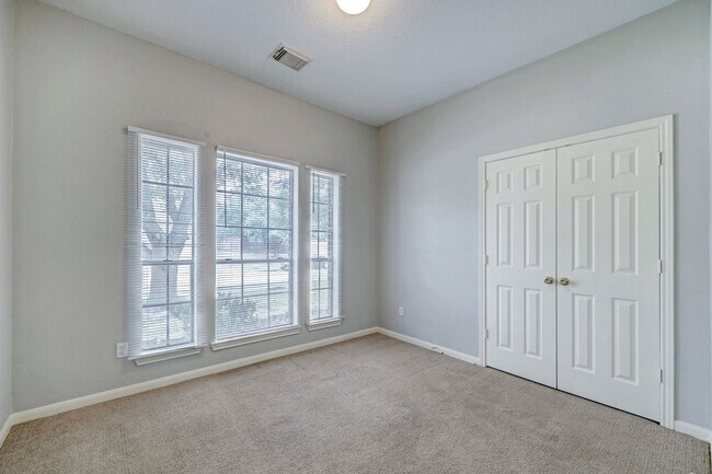 Building Photo - Move-in Ready Home in Katy for Lease