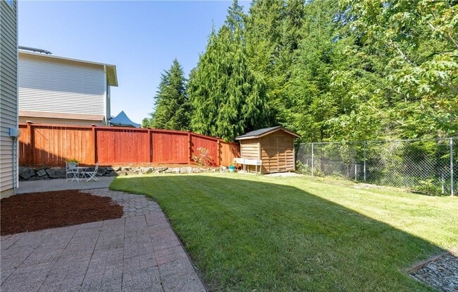 Building Photo - Stunning large 4 bedroom in Northwest Land...