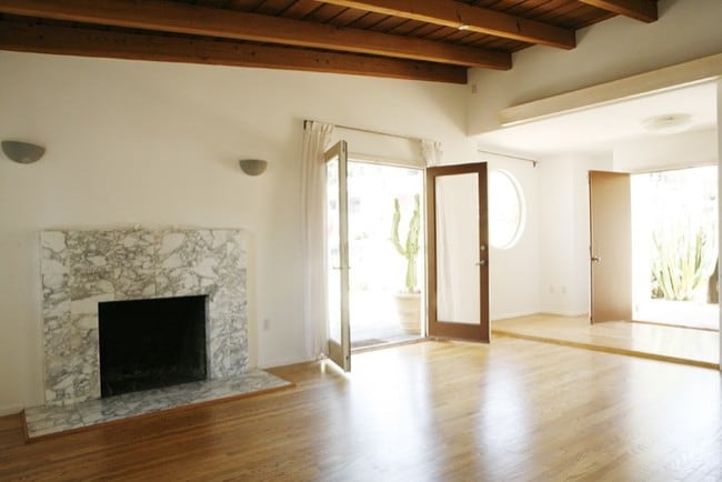 Building Photo - 2616 Walnut Ave