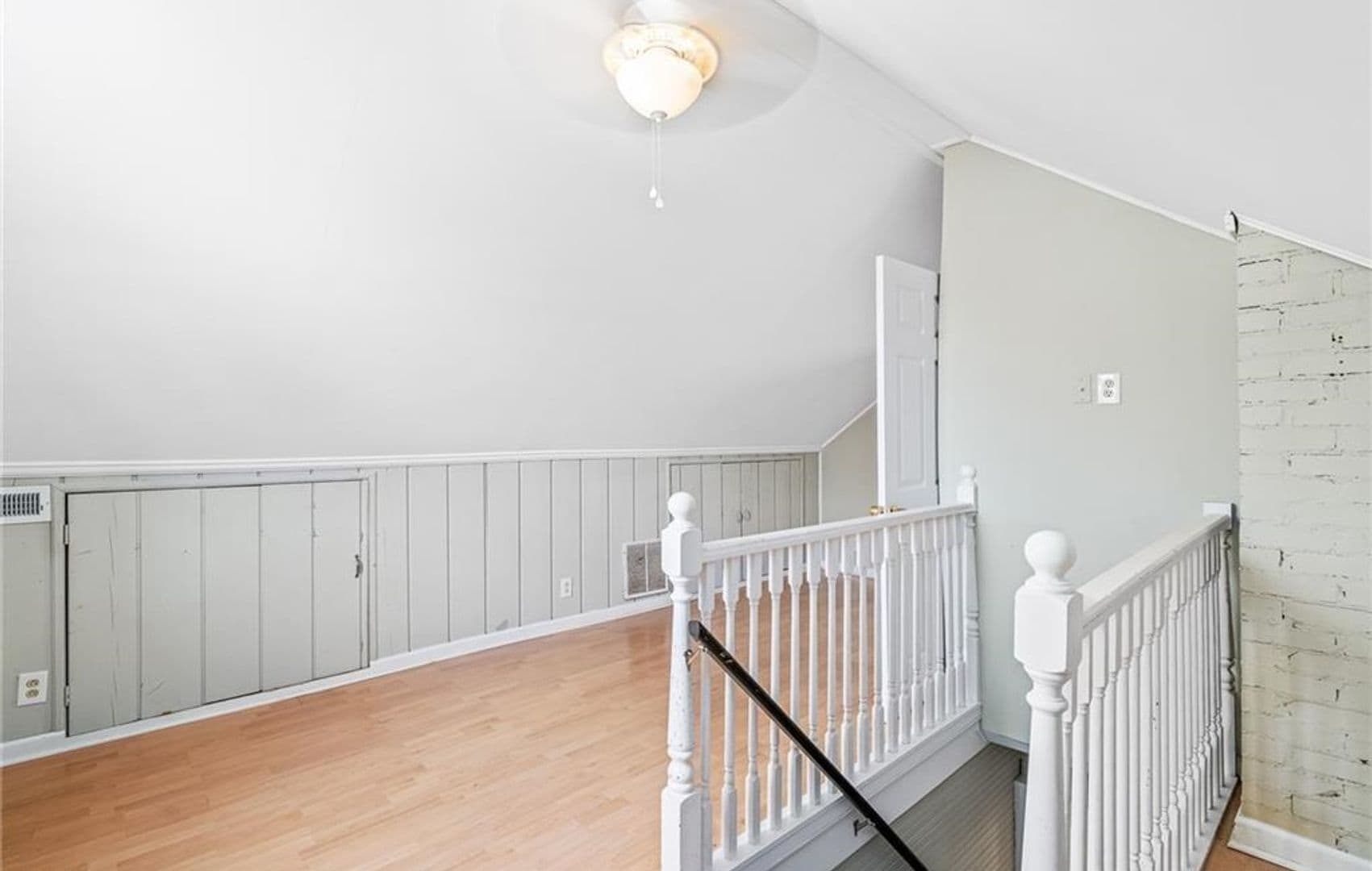 Building Photo - 3400 Rosemont Ave