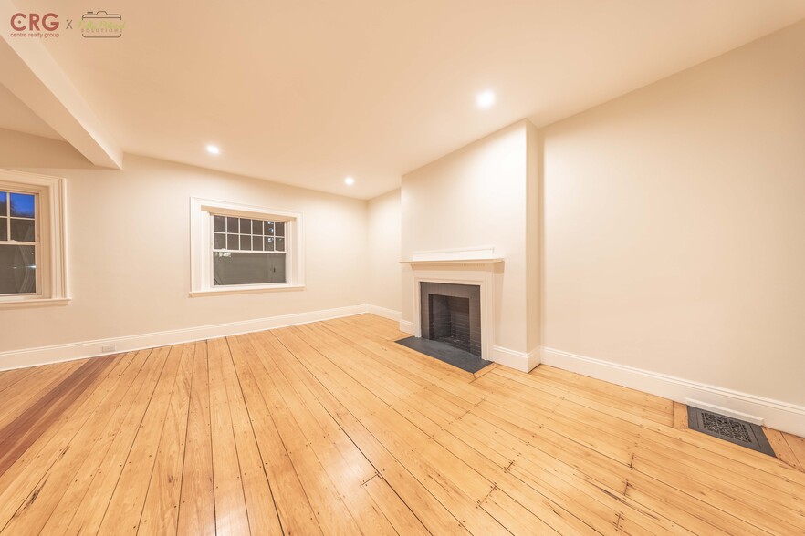 Building Photo - 1726 Beacon St