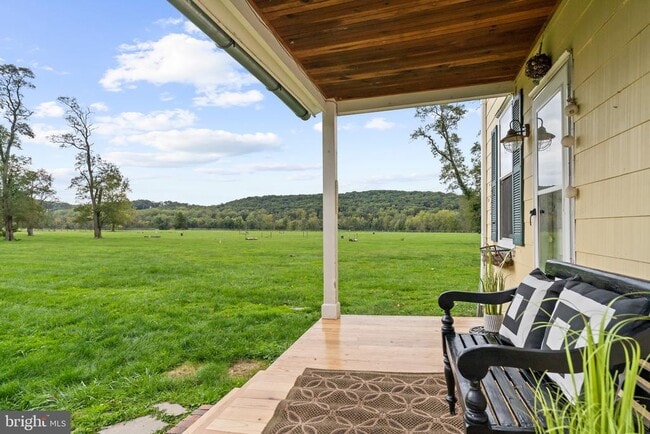 Primary Photo - 1021 Greenspring Vly Rd