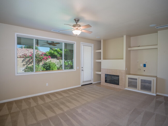 Building Photo - 42222 Revere St