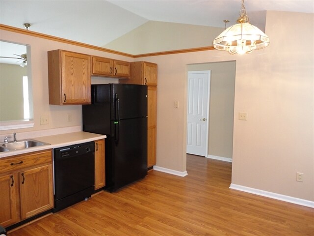 Building Photo - 6501 Rushing River